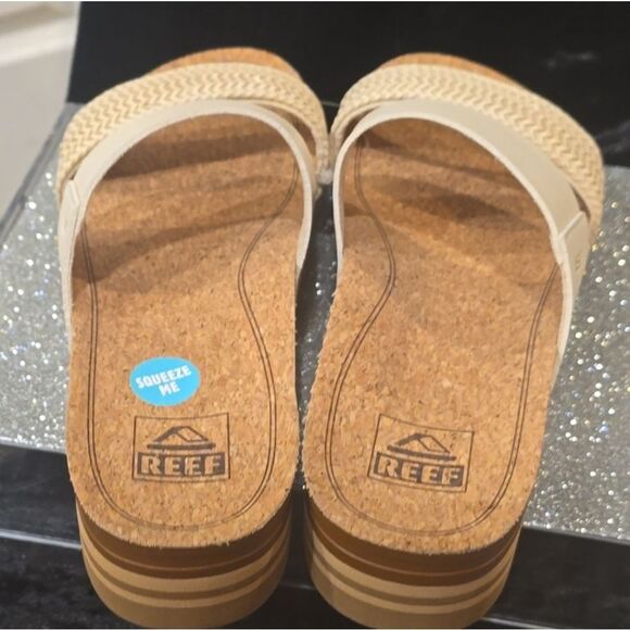 Reef Cushion Vista Hi Sandal- Vintage - Picture 10 of 12